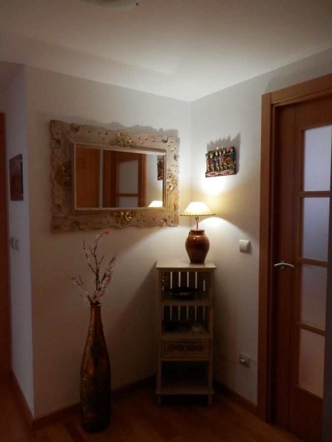 Acogedor Apartamento En Huesca Exterior foto